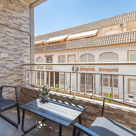 2 Bedroom Awesome In 아파트