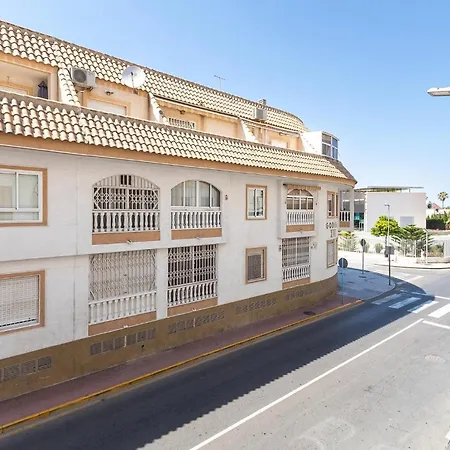 2 Bedroom Awesome In 아파트 *